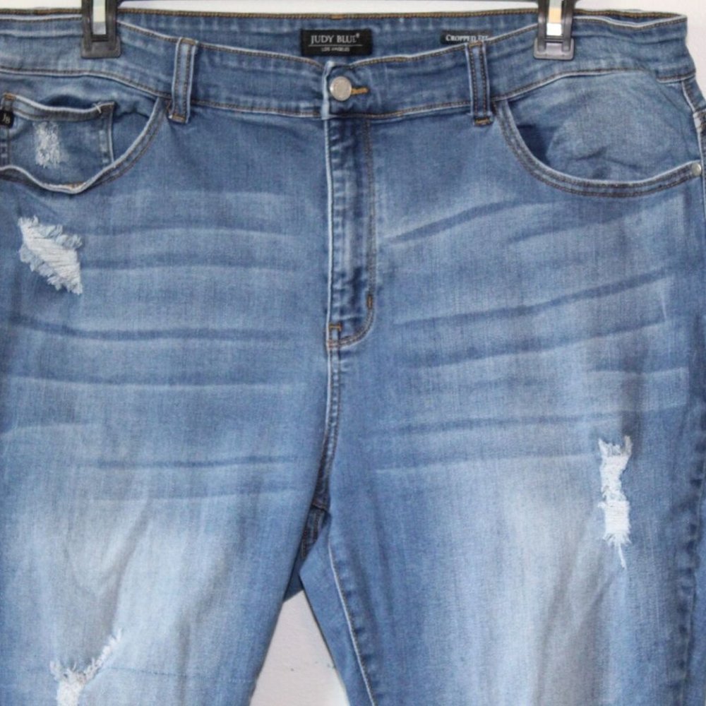 Judy Blue Mid Rise Cropped Fit Distressed Destroyed Jeans Plus Size 22W H13696 - Picture 4 of 11
